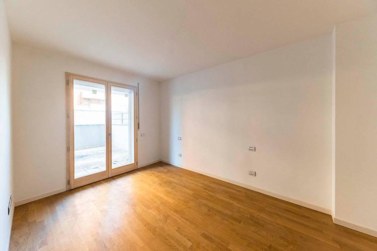 Bergamo città, Vendesi NUOVO Quadrilocale con giardino Bergamo