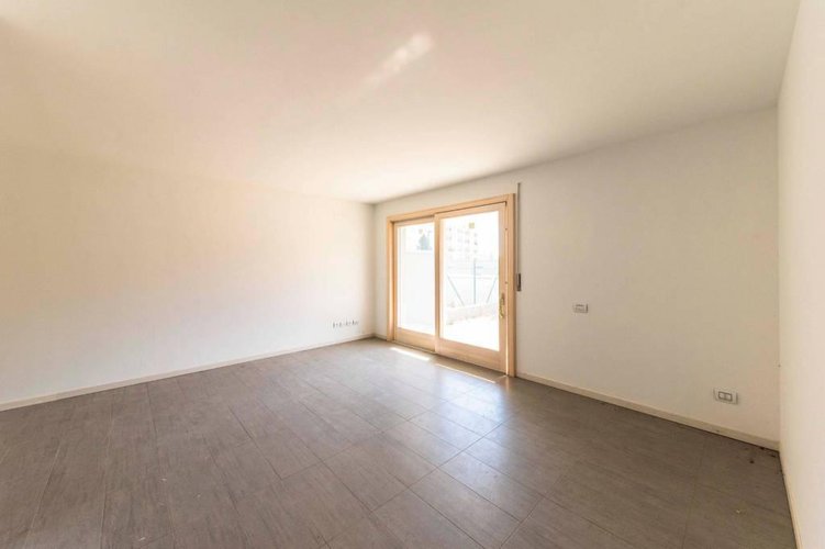 Bergamo città, Vendesi NUOVO Quadrilocale con giardino Bergamo