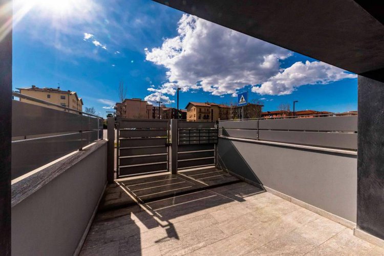 Bergamo città, Vendesi NUOVO Quadrilocale con giardino Bergamo