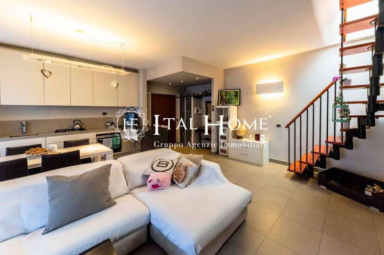 Vendesi strepitoso Attico, Quadrilocale con Box incluso Bergamo