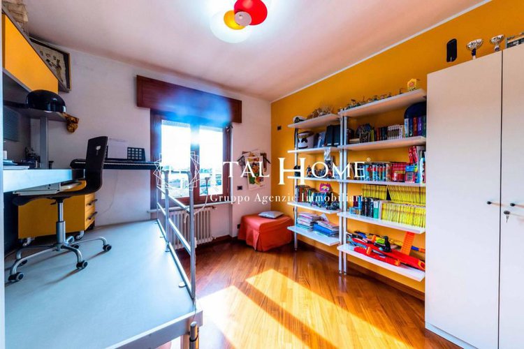 Vendesi strepitoso Attico, Quadrilocale con Box incluso Bergamo