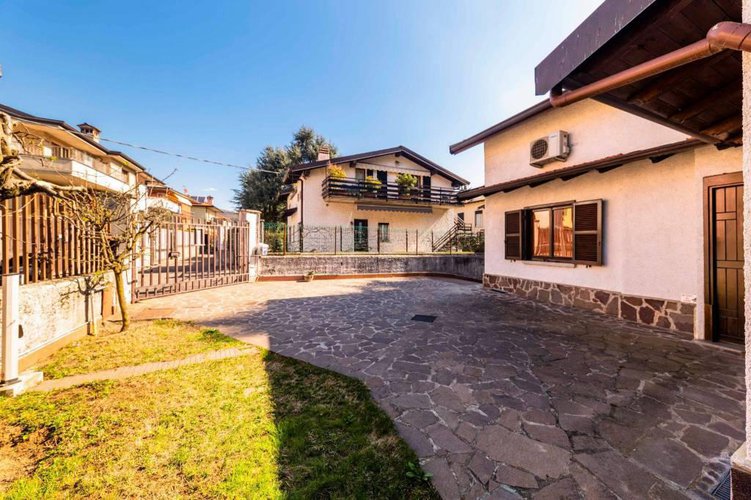 Valtesse, vendesi nuda proprietà di villa singola! Bergamo