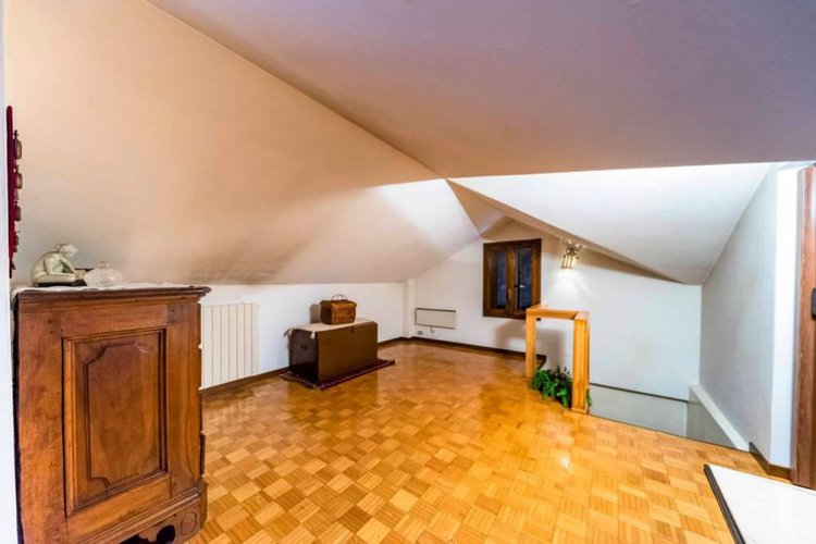 Valtesse, vendesi nuda proprietà di villa singola! Bergamo