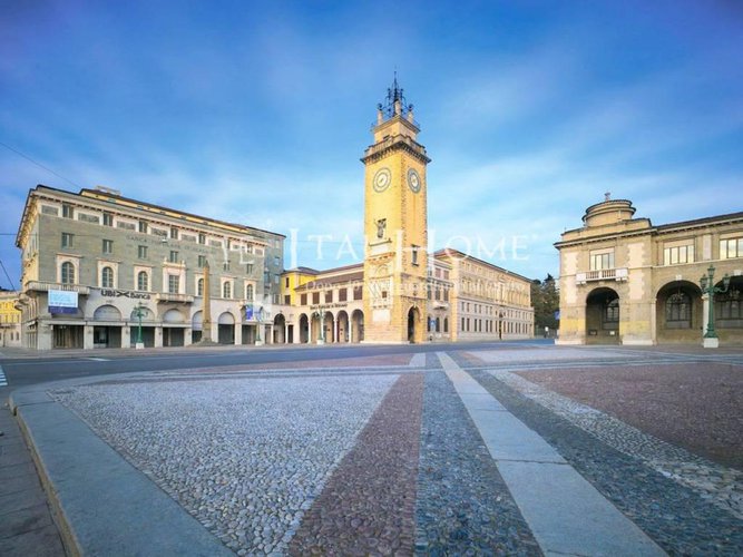 TRILOCALE + SERVIZI + BALCONATA, BOX INCLUSO, NOTAIO GRATIS Bergamo