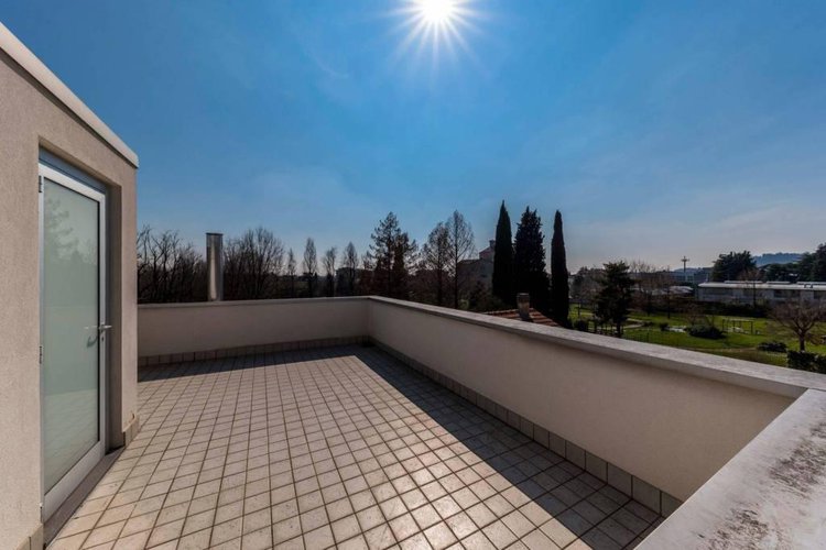 Redona, Vendesi lussuosa villa singola con parco privato Bergamo