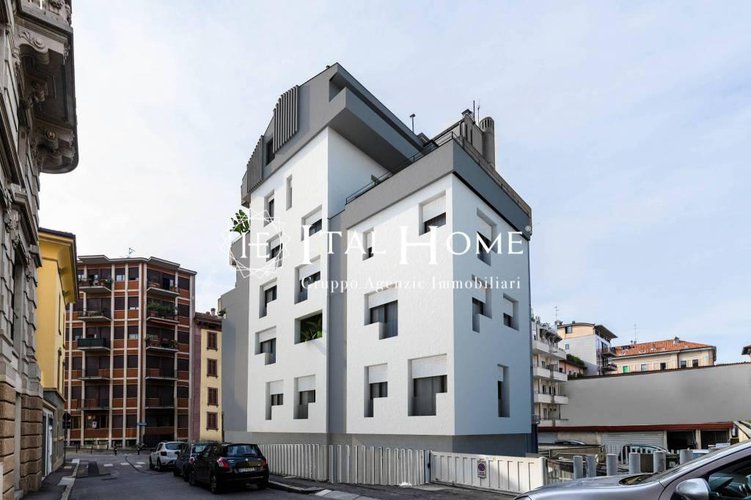 VERO ATTICO + TERRAZZA AL PIANO, NOTAIO GRATIS Bergamo