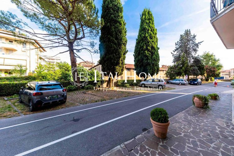 In quartiere protetto e riservato Trilocale con balcone Bergamo