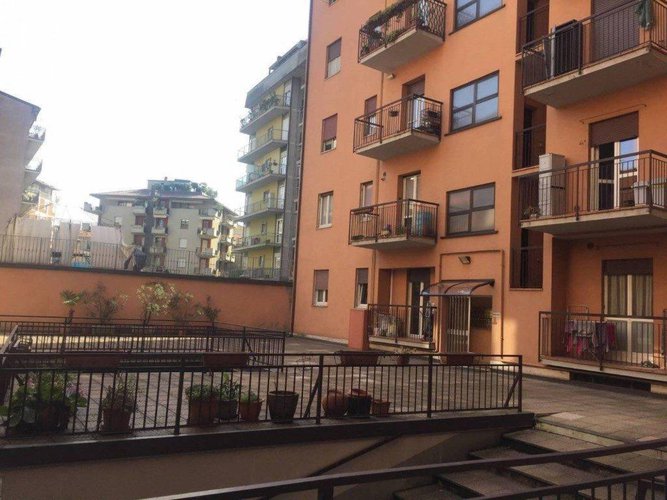 Borgo s. Caterina, Vendesi Trilocale con box incluso Bergamo