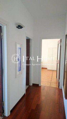 Centro città, Vendesi Quadrilocale con autorimessa! Bergamo