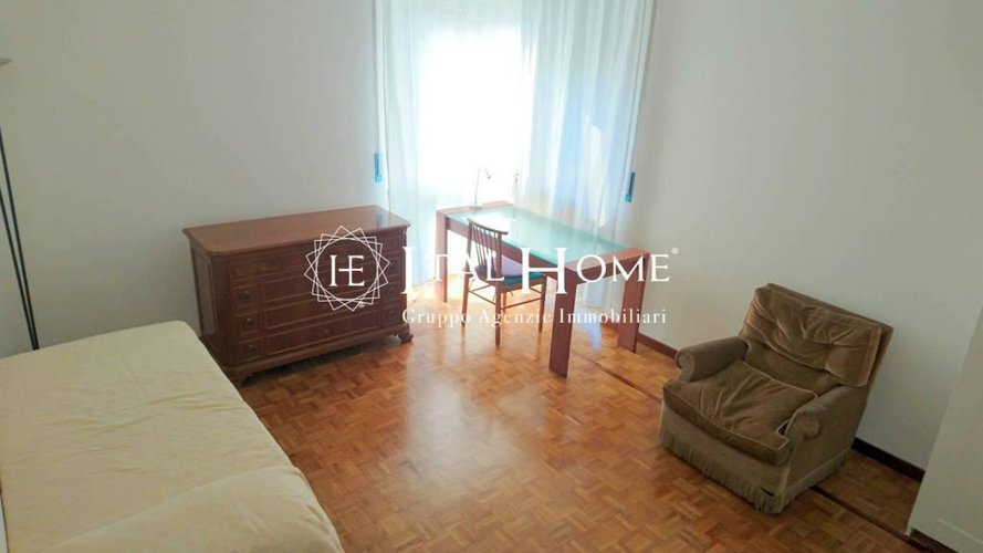 Centro città, Vendesi Quadrilocale con autorimessa! Bergamo