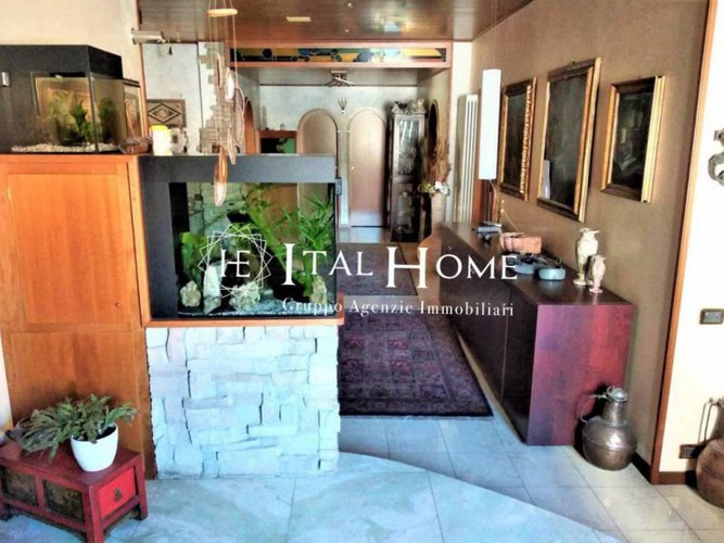 Vendesi bellissima soluzione in Centro con terrazza Bergamo