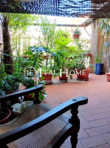 Vendesi bellissima soluzione in Centro con terrazza Bergamo