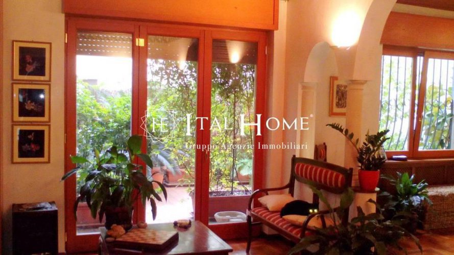 Vendesi bellissima soluzione in Centro con terrazza Bergamo