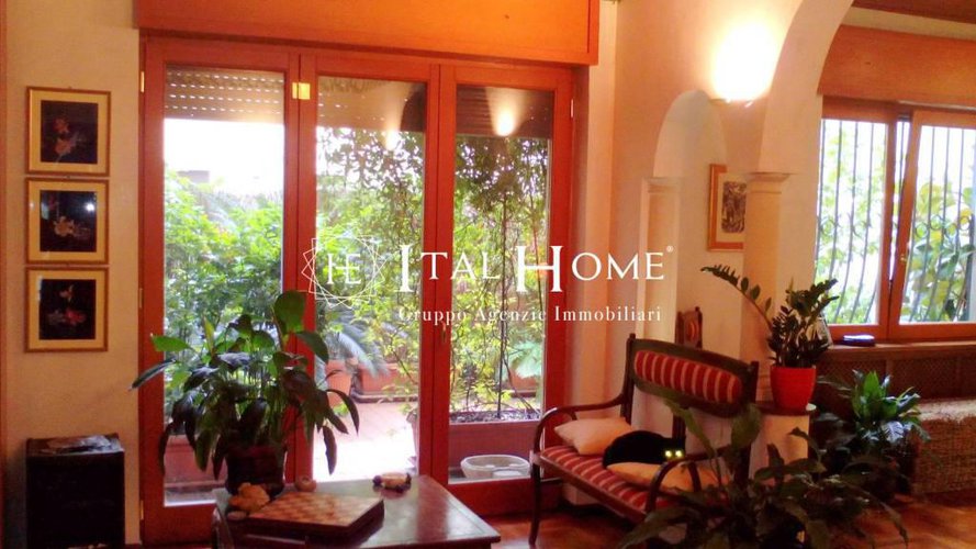 Vendesi bellissima soluzione in Centro con terrazza Bergamo