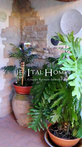 Vendesi bellissima soluzione in Centro con terrazza Bergamo