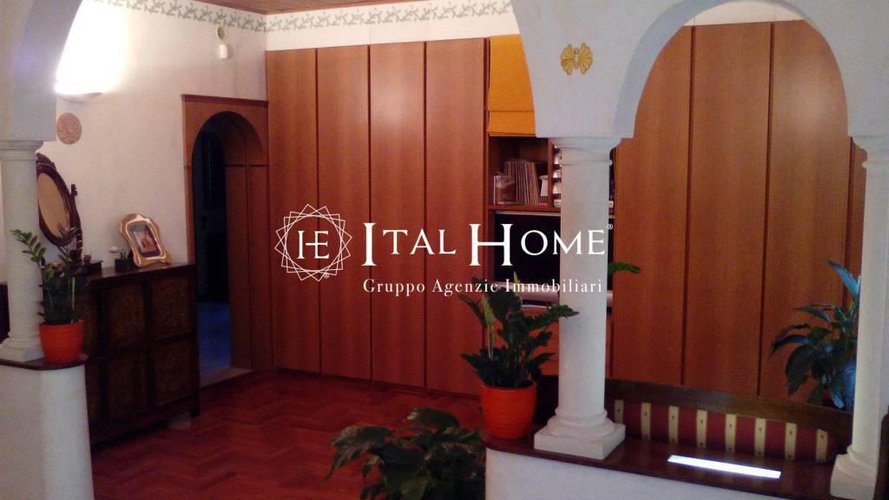 Vendesi bellissima soluzione in Centro con terrazza Bergamo