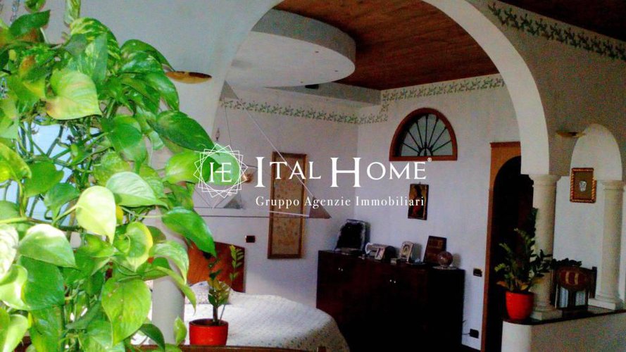 Vendesi bellissima soluzione in Centro con terrazza Bergamo