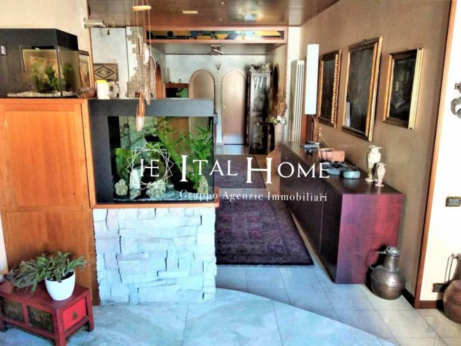 Vendesi bellissima soluzione in Centro con terrazza Bergamo