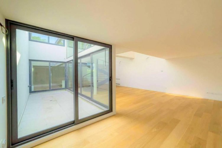 Parco Turani, Vendesi moderno e lussuoso loft di 250 mq Bergamo