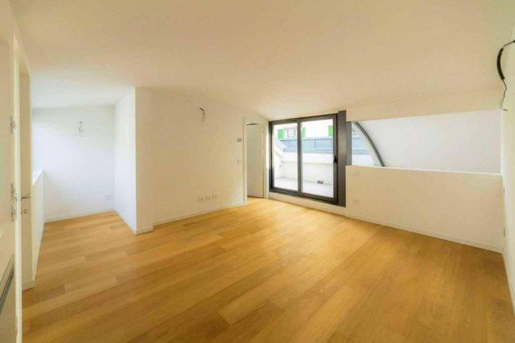 Parco Turani, Vendesi moderno e lussuoso loft di 250 mq Bergamo