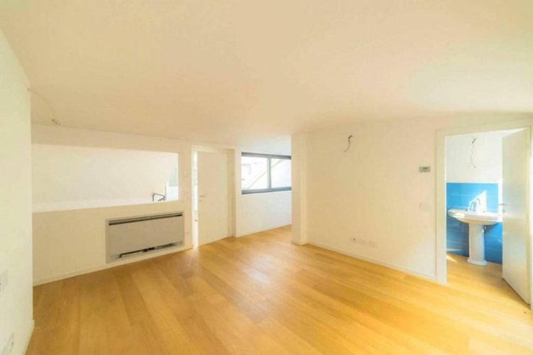 Parco Turani, Vendesi moderno e lussuoso loft di 250 mq Bergamo