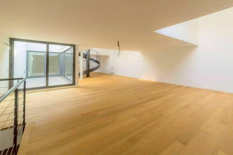 Parco Turani, Vendesi moderno e lussuoso loft di 250 mq Bergamo