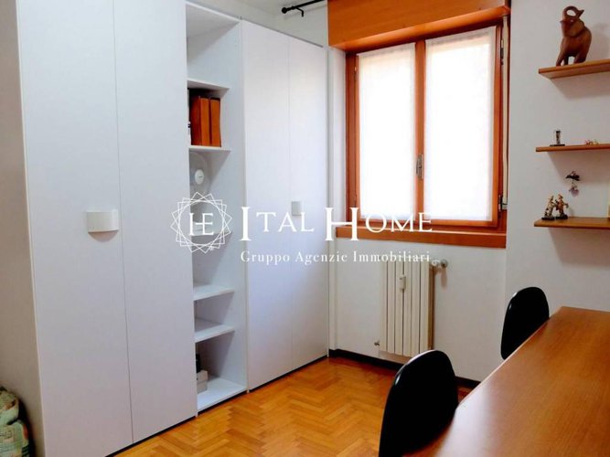 CONCA FIORITA, VENDESI PIANO ALTO TERRAZZATO, CON BOX Bergamo