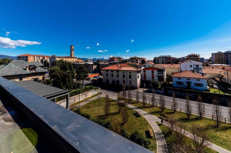 Bergamo, Nuovo appartamento con terrazza, Da vedere! Bergamo