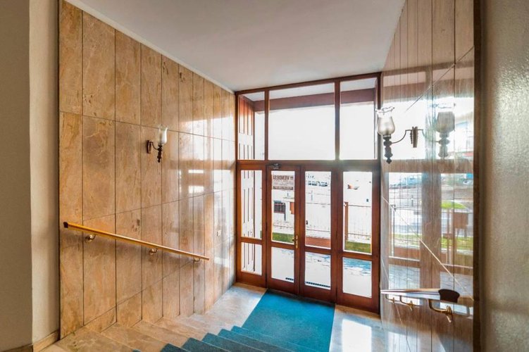 Conca Fiorita, Vendesi grande appartamento con doppi servizi Bergamo