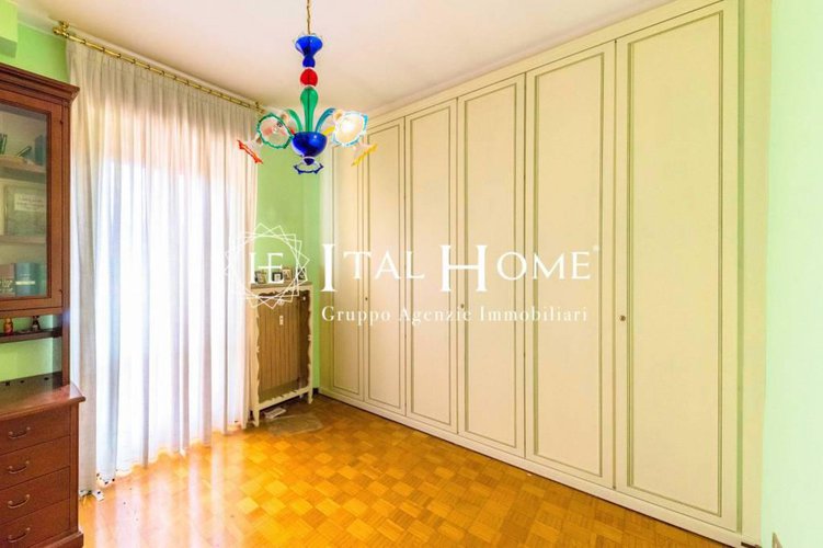 Conca Fiorita, Vendesi grande appartamento con box Bergamo