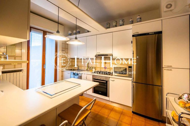 Vendesi meraviglioso Attico, terrazza stellare, Box doppio! Bergamo