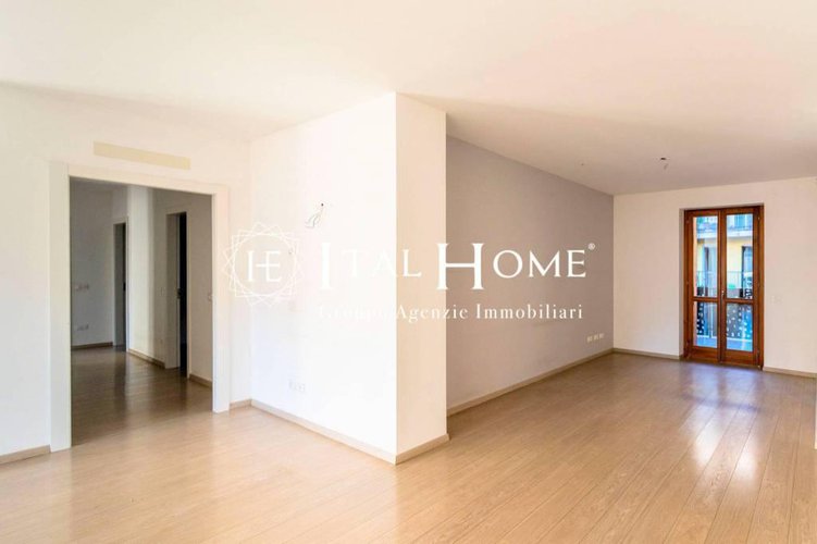 Nuovo, app.to 160 mq + terrazza stellare, incluso box Bergamo