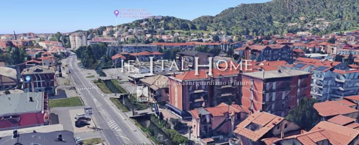 Prezzo ribassato, Torre Boldone, vendesi open space + serviz Torre Boldone