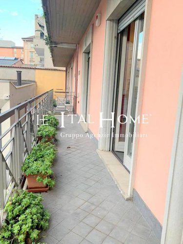 Centralissimo, Vendesi Pentalocale + doppi servizi Bergamo