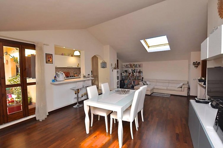 AMPIO BILOCALE CON DOPPIO TERRAZZO VIVIBILE Calusco d'Adda