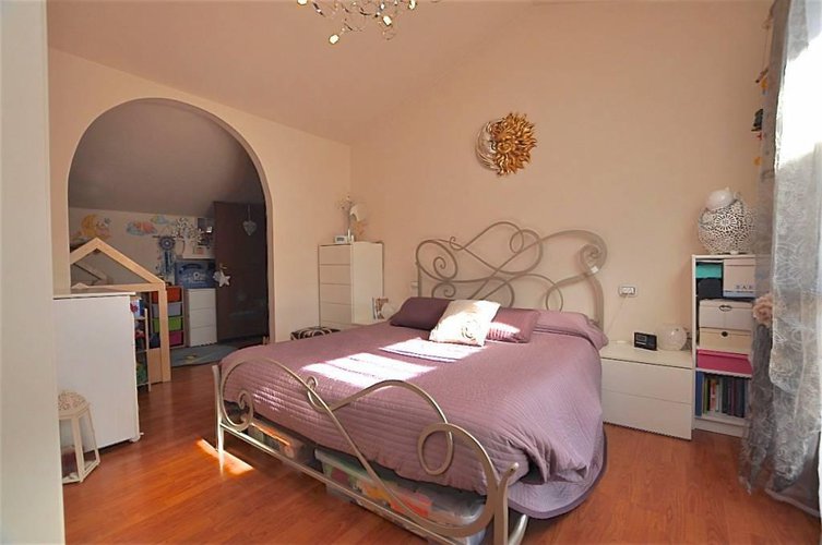 AMPIO BILOCALE CON DOPPIO TERRAZZO VIVIBILE Calusco d'Adda