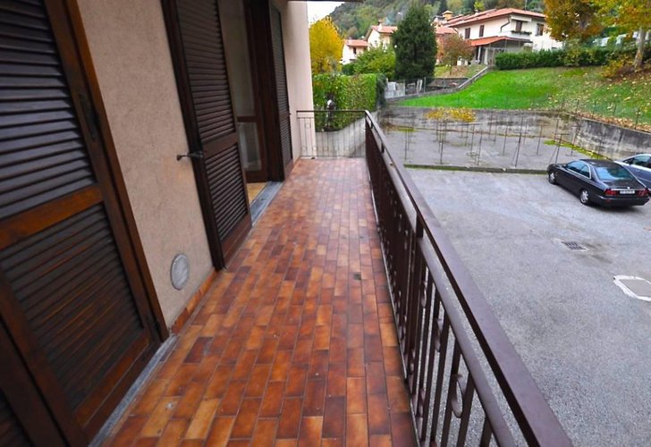 AMPIO TRILOCALE IN VENDITA A VILLA D'ADDA Villa d'Adda