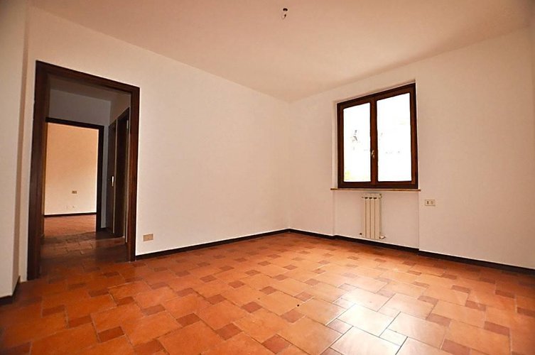 AMPIO TRILOCALE IN VENDITA A VILLA D'ADDA Villa d'Adda