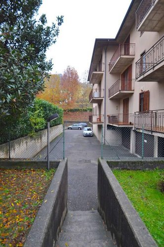 AMPIO TRILOCALE IN VENDITA A VILLA D'ADDA Villa d'Adda