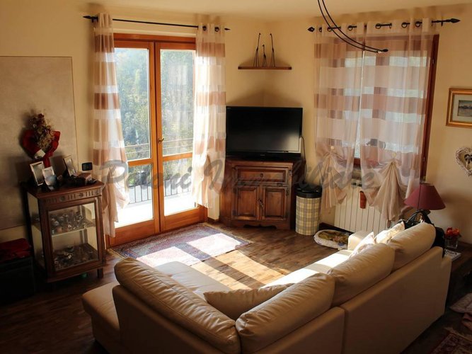 Albano Sant'Alessandro, quadrilocale in posizione panoramica Albano Sant'Alessandro