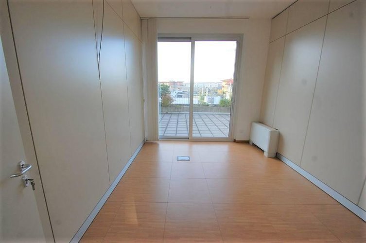 A779P Lallio ufficio 210mq Lallio