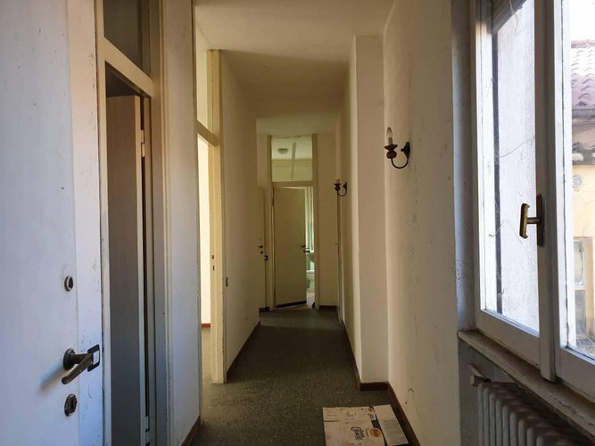 AFFACCIATO SULLA VIA PRINCIPALE DEL CENTRO Imbersago