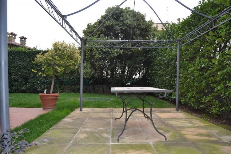 Villa indipendente cabiate Cabiate