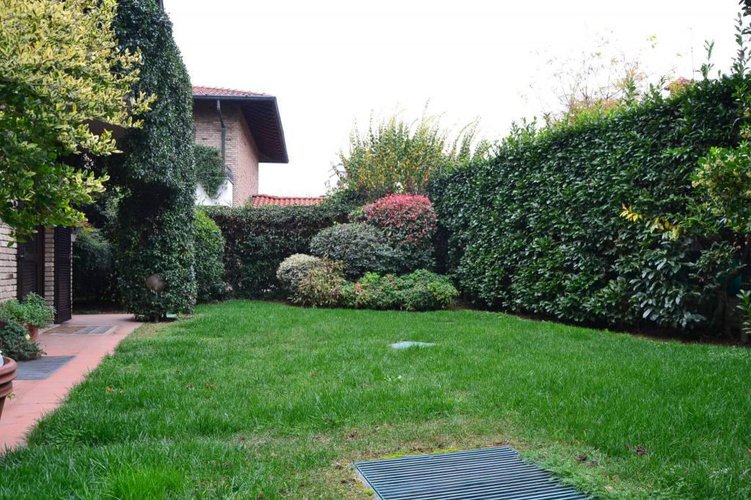 Villa indipendente cabiate Cabiate