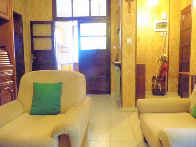 posizione centrale e residenziale Carobbio degli Angeli