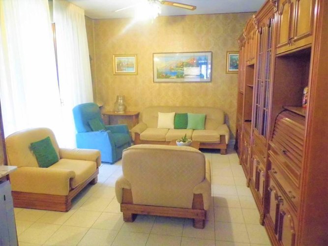 posizione centrale e residenziale Carobbio degli Angeli