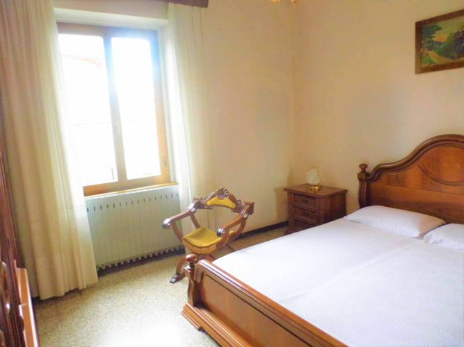 posizione centrale e residenziale Carobbio degli Angeli