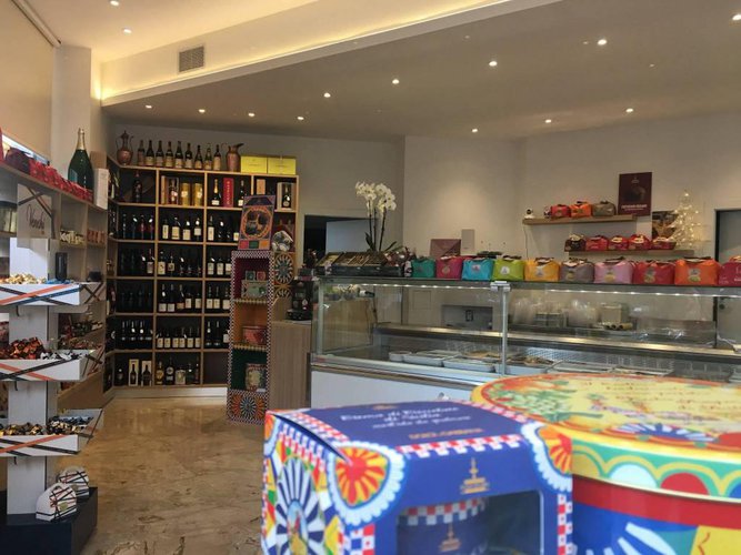 cediamo attività gastronomia in zona residenziale di pregio Bergamo