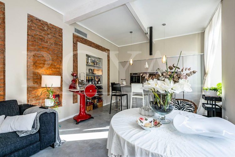 Adiacenze Via XX Settembre - Quadrilocale ristrutturato Bergamo