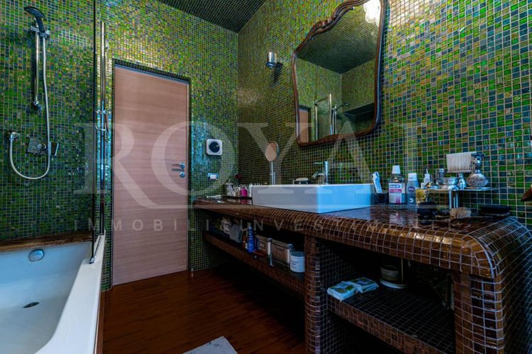 Via Broseta Alta - grande bilocale in contesto d'epoca Bergamo